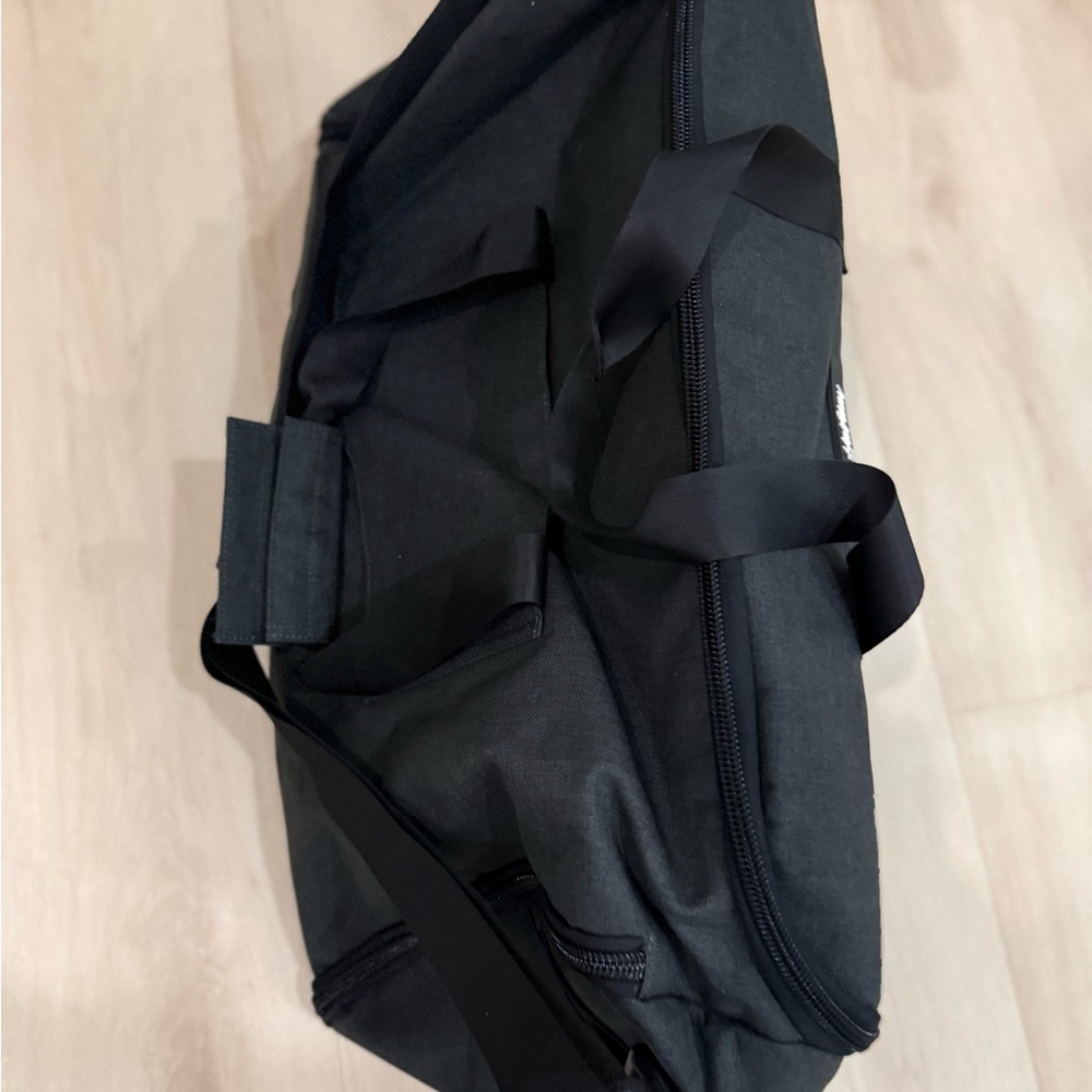 Halfday Garment Duffel in Shadow - Picture 5 of 8
